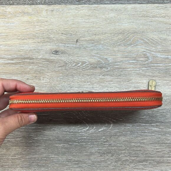 Michael Kors redish orange full zip wallet - Picture 4 of 10